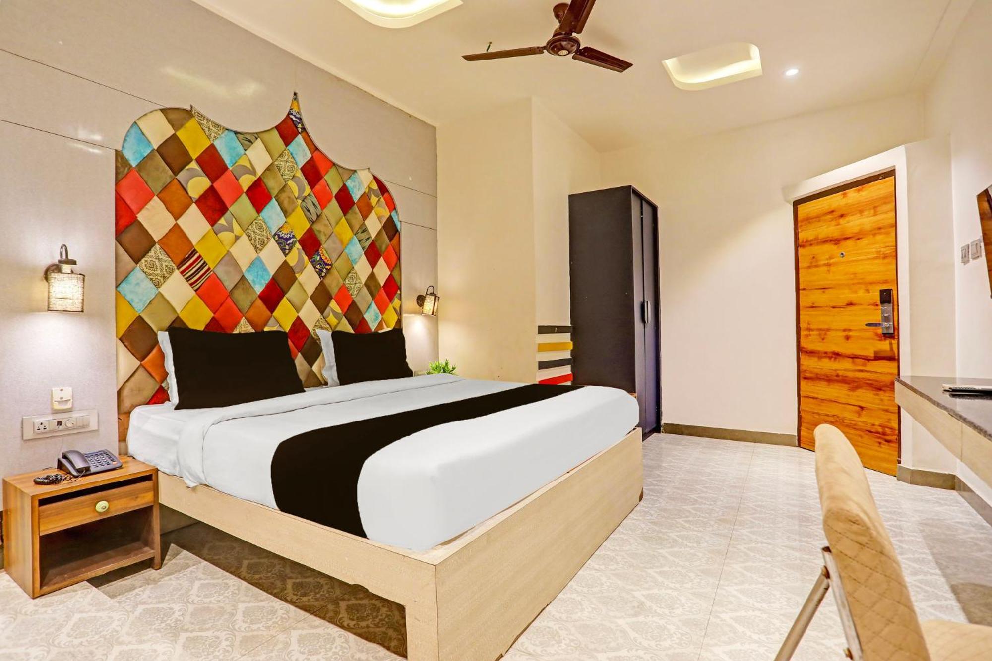 Super Townhouse Cantonment Varanasi Formerly Sarin Inn Exterior photo